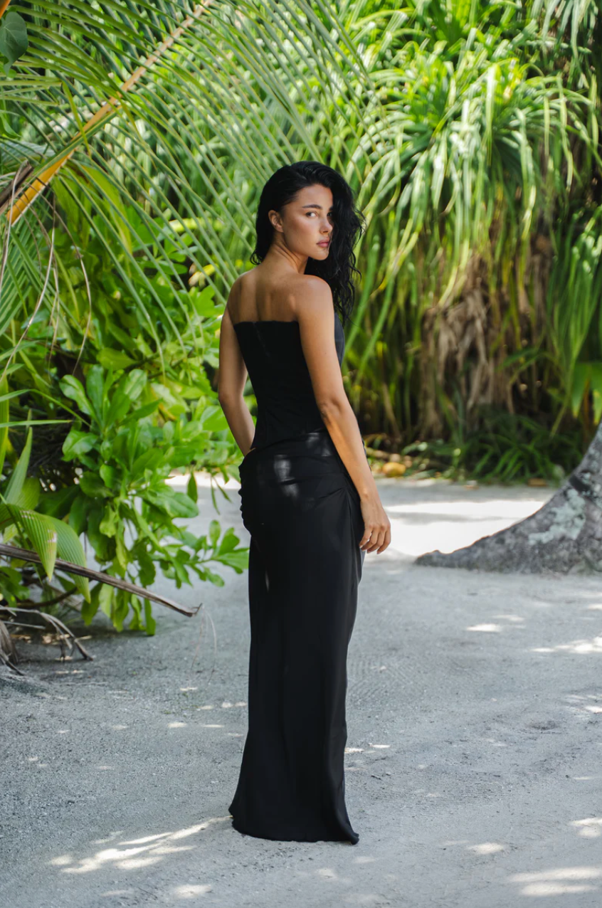 Huxley Gown - Black
